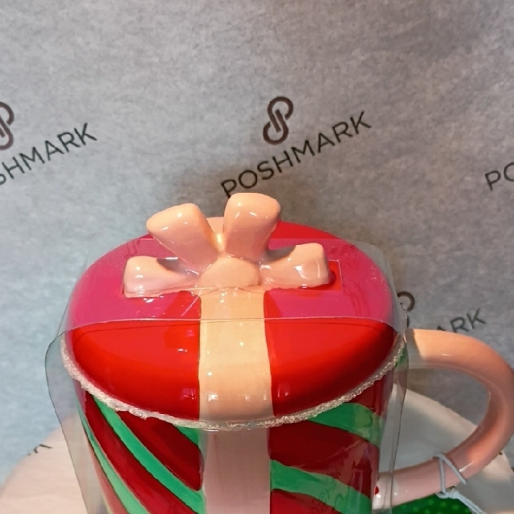 Festive Red and Green Gift Mug Red Green Pink Cup With Topper NWT - Picture 5 of 8